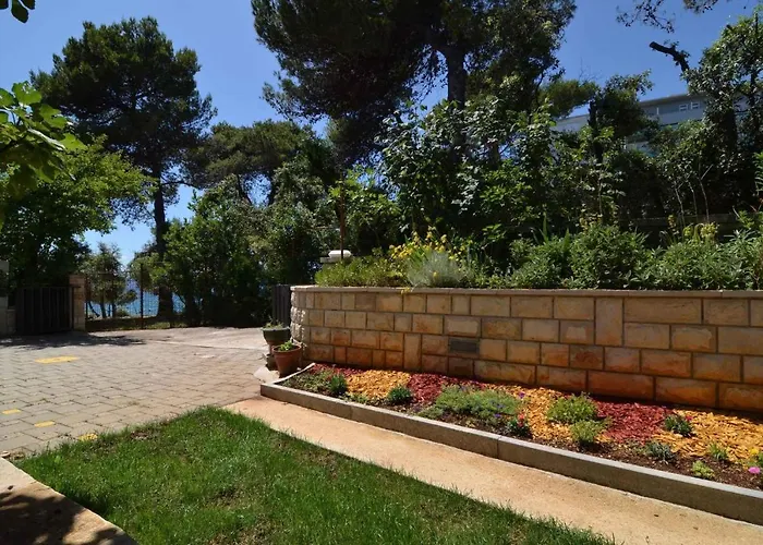 In - Zadar Riviera 7907 Апартаменты Петрчане