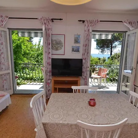 In Petrcane/zadar Riviera 7907