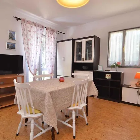 Apartment In Petrcane/zadar Riviera 7907